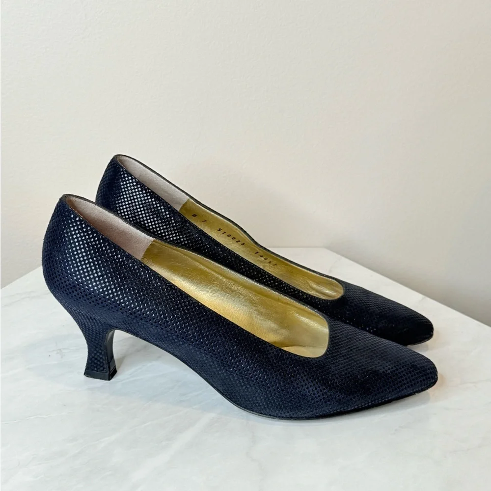 🔥Bruno Magli Elegant Blue short Heels🔥